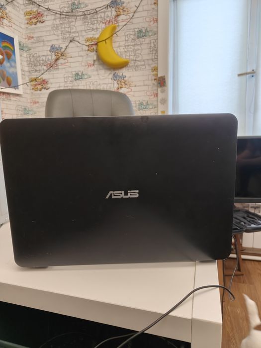 Продам ноутбук asus/asys/Асус
