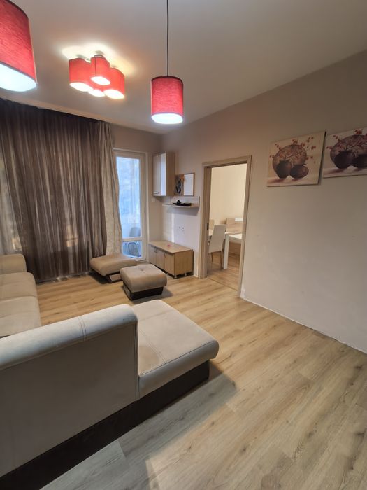 Тристаен апартамент Каменица 2