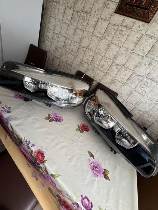 Faruri BMW Active Tourer 2016
