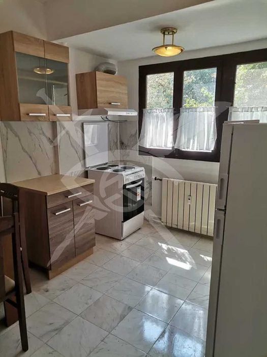 Тристаен апартамент в жк. Хаджи Димитър №177165