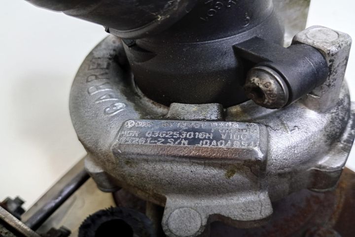 Turbina turbosuflanta 03g253016h Seat Altea prima generatie seria
