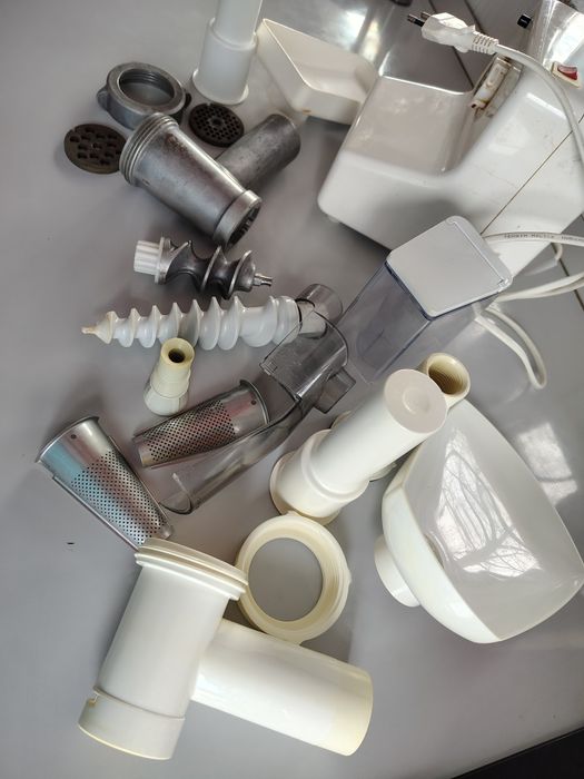 Masina de tocat carne Zelmer, 1400W, accesoriu carnat