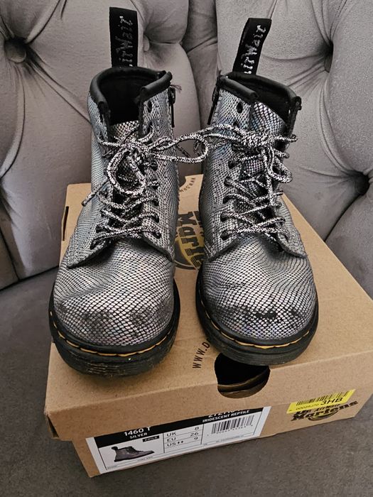 Bocanci ghete botine  DR MARTENS  1460 pentru fetite marime 26