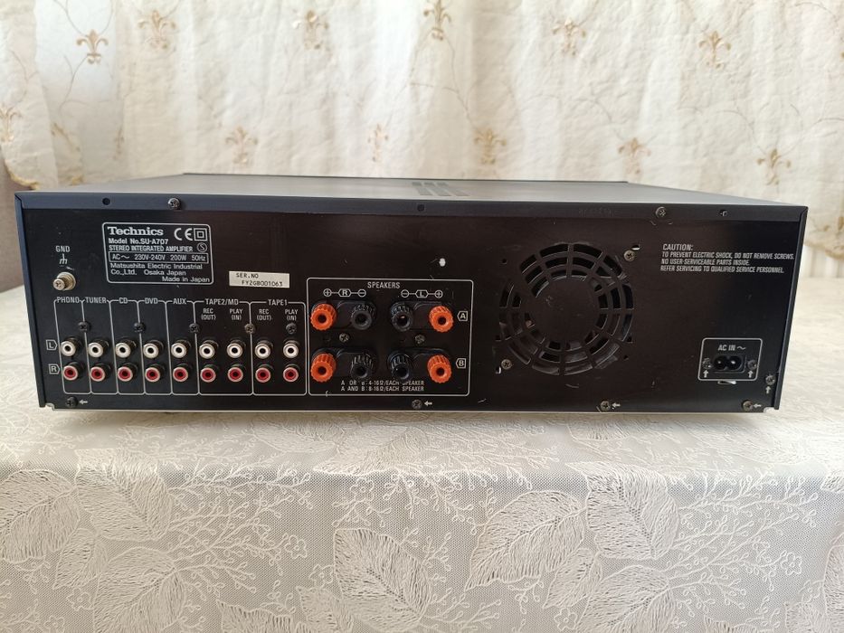 Technics amplificator SU-A 707 .