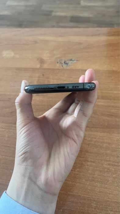 Iphone xs идеалным состоениям