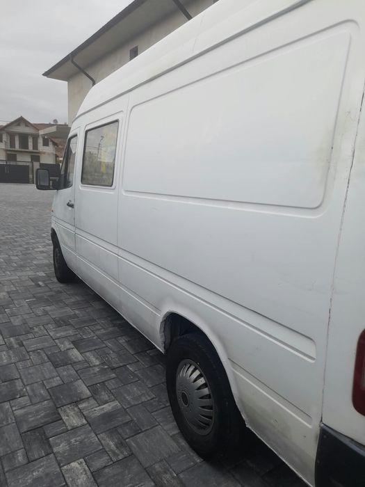 Sprinter super pret