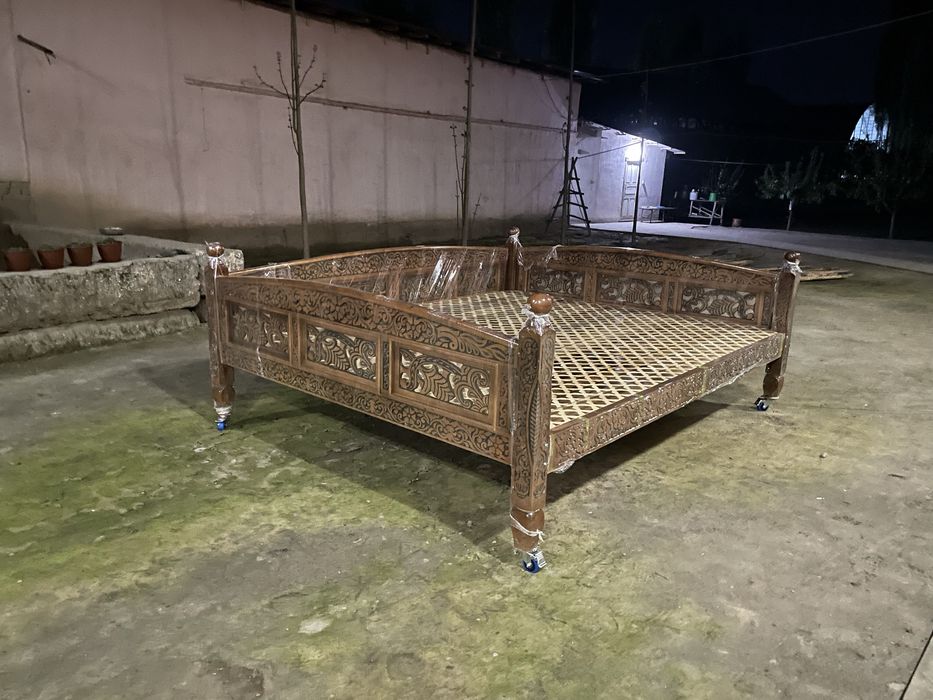 Kravat suri tapchan 2milyon 600ming so’mdan bowlab