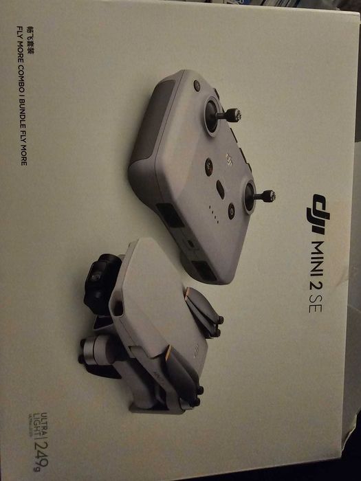 Drona DJI Mini 2 SE Fly More Combo 249g