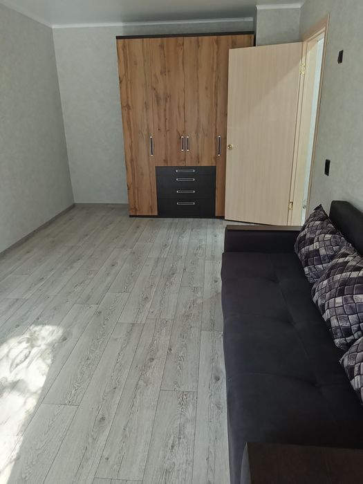 Сдам 1- комнатную длительно