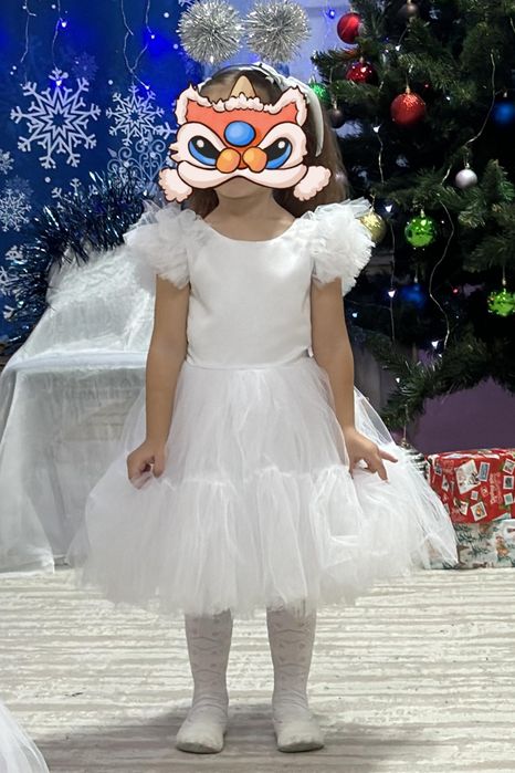 Красивое пышное платье для девочки