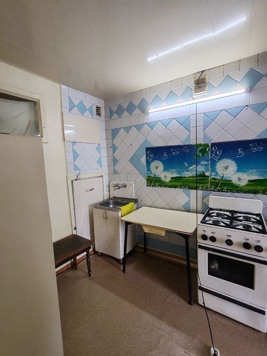 Продаётся квартира метро БИЙ 3 комнатная