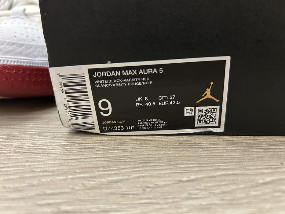 Продам Nike Jordan Max Aura 5 (white) размер 42,5.