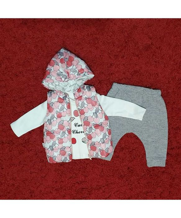 Set 3 piese , vesta , bluza maneca lunga si pantaloni