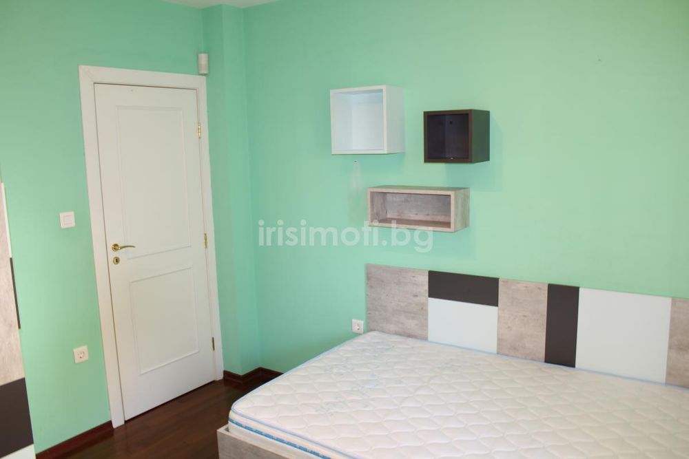 Дава се под наем Четиристаен апартамент в София, Изток - 147 кв.м за 1190 € - Снимка #10