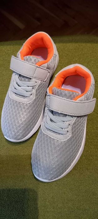 Нови маратонки 29 номер