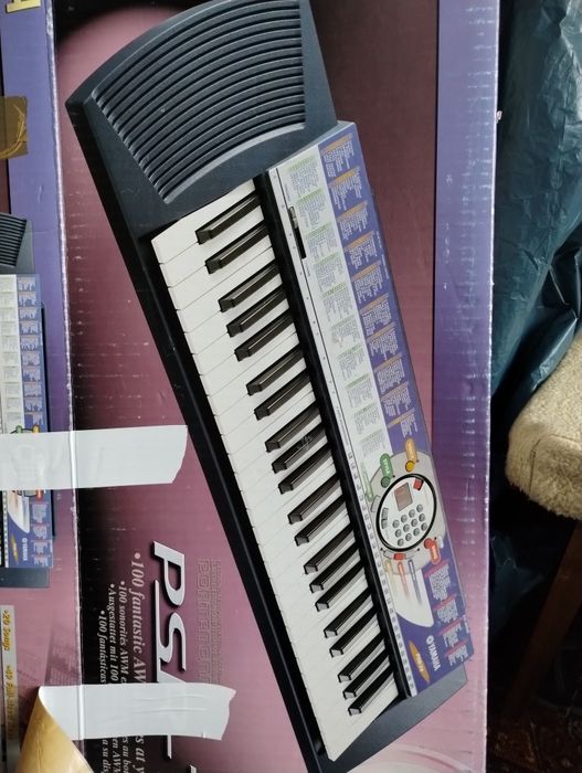 Електрически синтезатор