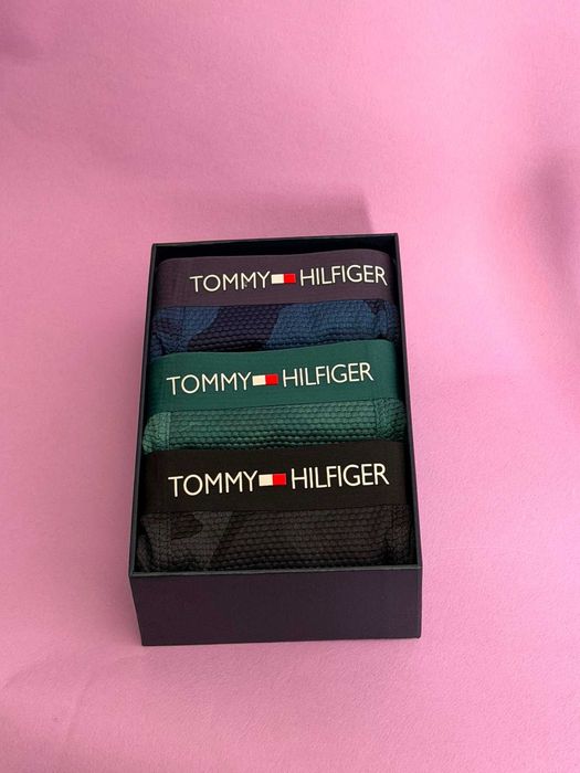 Boxeri Tommy Hilfiger multicolor marimea Xl 20%reducere