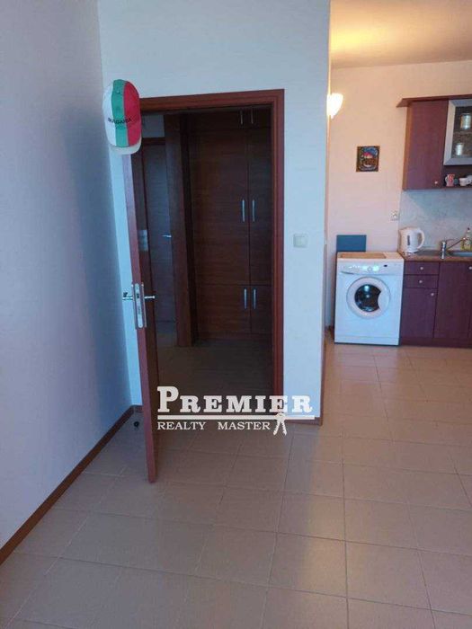 Продава се Двустаен апартамент в к.к. Слънчев бряг - 91 кв.м за 1033 €/кв.м - Снимка #4