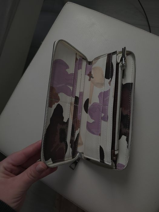 Портфейл Parfois с флорален принт