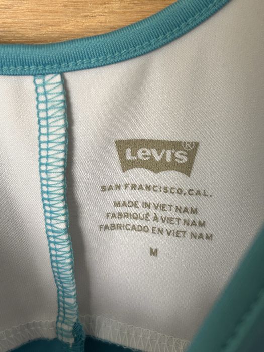 Боди Levis размер М