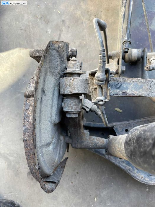 Fuzeta cu Rulment si Senzor Stanga Spate Volkswagen Golf Plus 2004 - 2013 [2740]