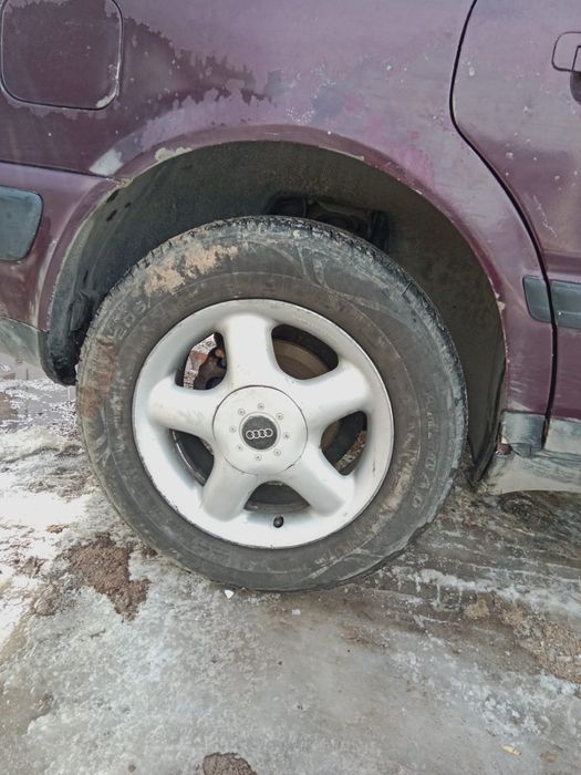 Продам летнюю резину с дисками