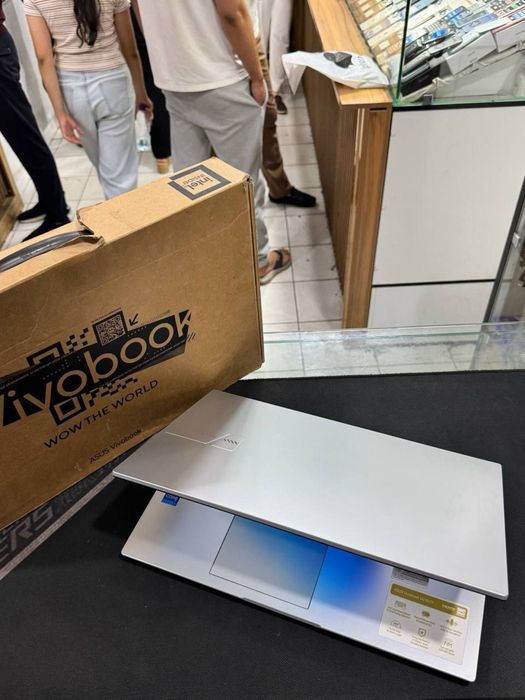Asus Vivabook 15
