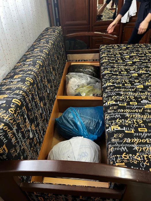 Диван раскладной 2метр