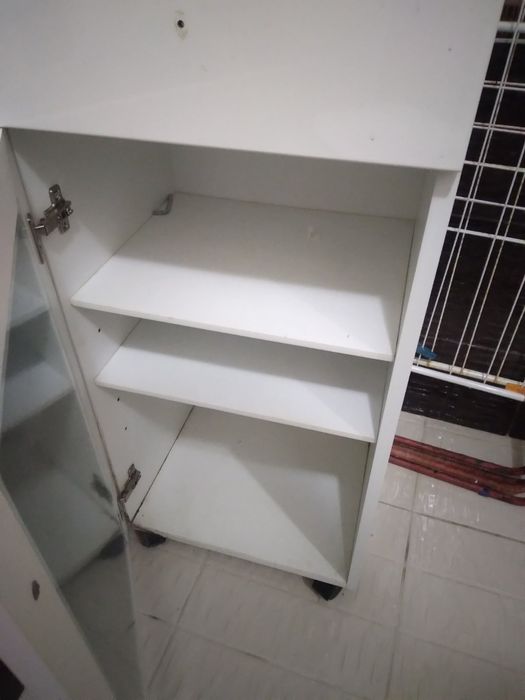 Шкаф    за  баня