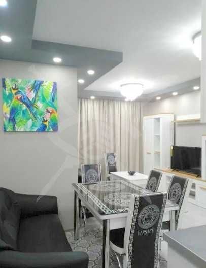 Продава се Тристаен апартамент в Пловдив, Христо Смирненски - 83 кв.м за 2049 €/кв.м - Снимка #3