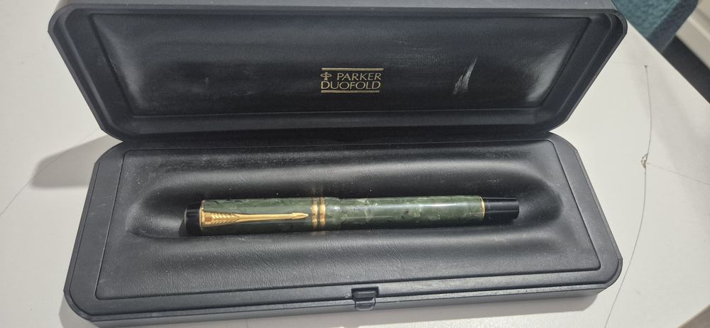 Stilou de Lux Parker Duofold Centennial Marbled Green – Peniță Aur 18k / Stare Impecabilă