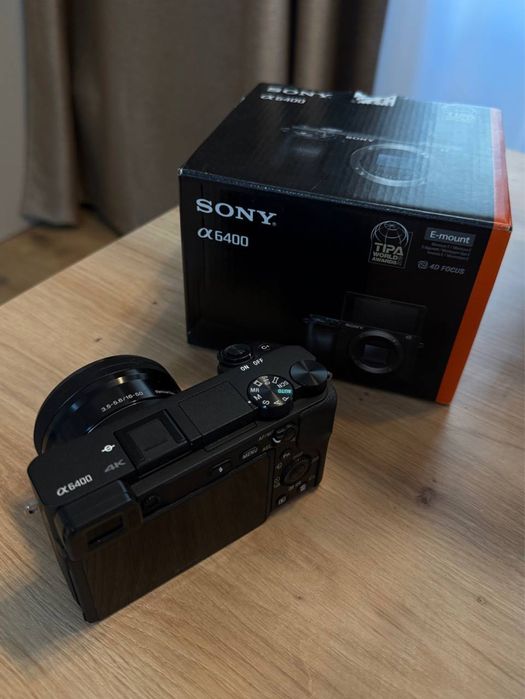 Sony a6400 + kit 16-50 f3.5-5.6