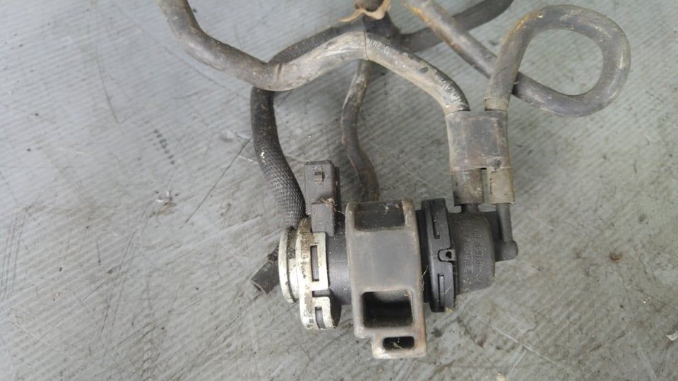 electrovalva supapa vacuum renault laguna 3 2.0 dci m9r 8200575400