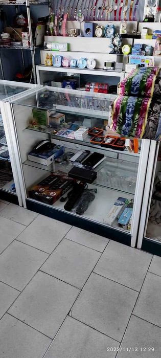 Стеклянные прилавки