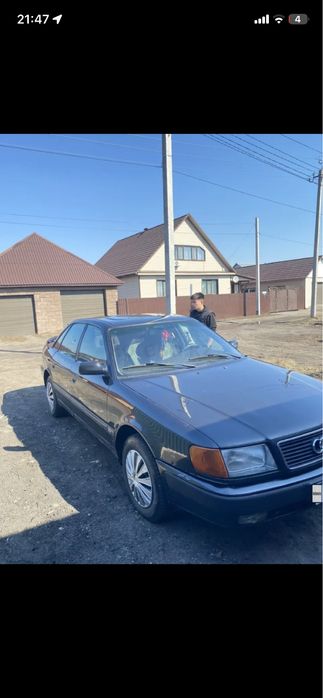 продам Audi 100 C4