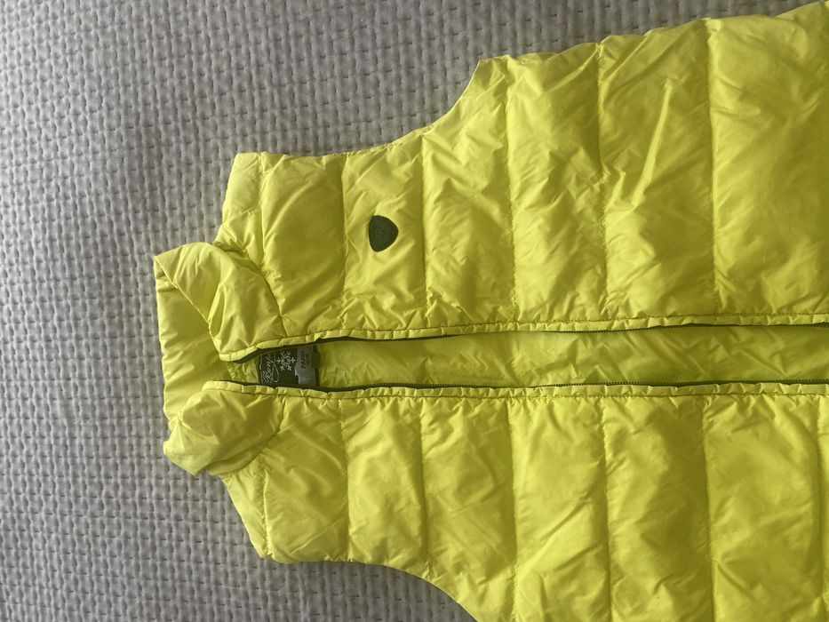 Яке Moncler детко 134 см