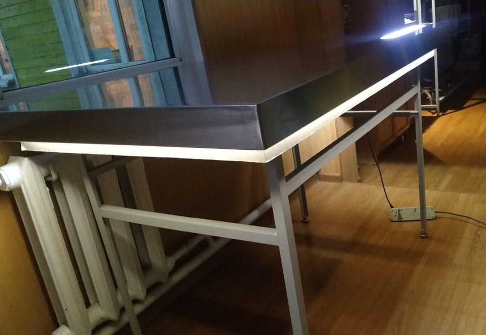 Стол нержавейка 77х130