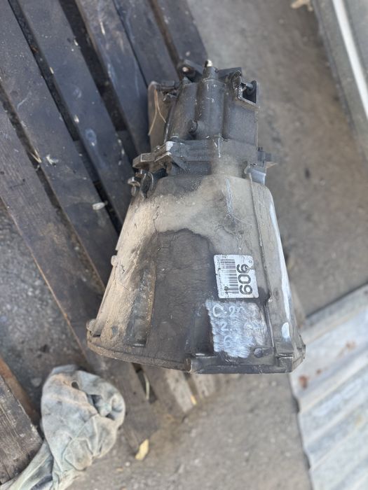 Скоростна кутия за Mercedes C класа 2.2cdi w203 6 степенна.