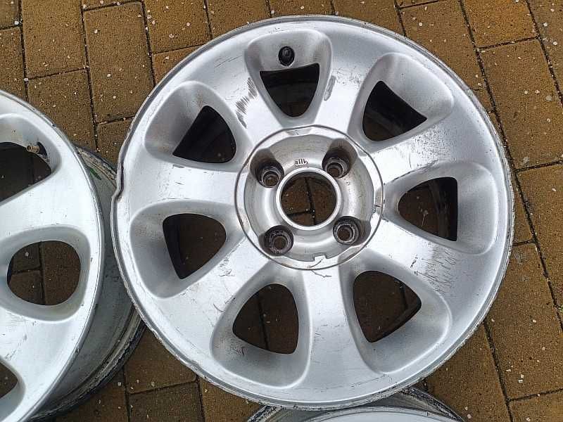 Продам оригинальные диски на Пежо