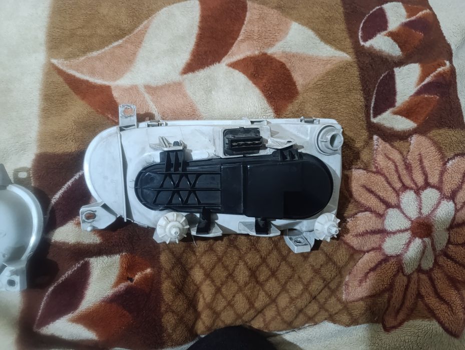 Фары  на Фольксваген гольф 3