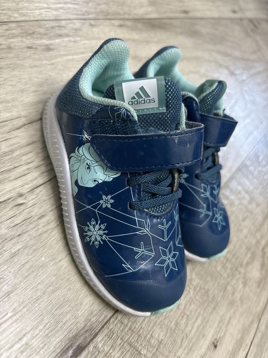 Обувь для девочки