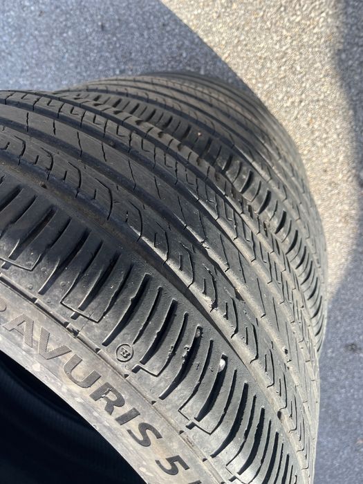 Гуми Barum Bravuris 255/40 R19