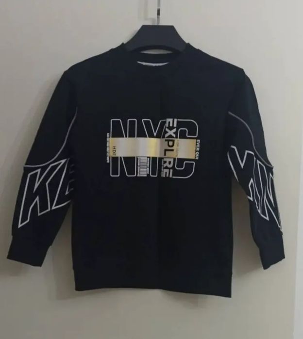 Худи и свитшот и куртки джинсовые