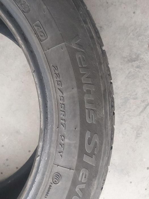 225 55 17 Hankook