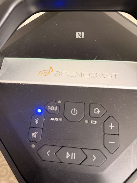 Vând boxă Soundcast VH7