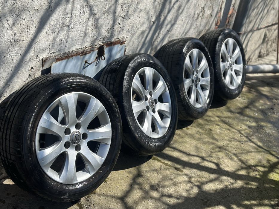 Гуми с джанти 16