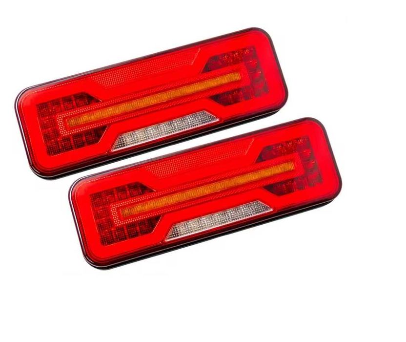 Универсални LED стопове 12V/24V с бягащ мигач комплект 2 броя
