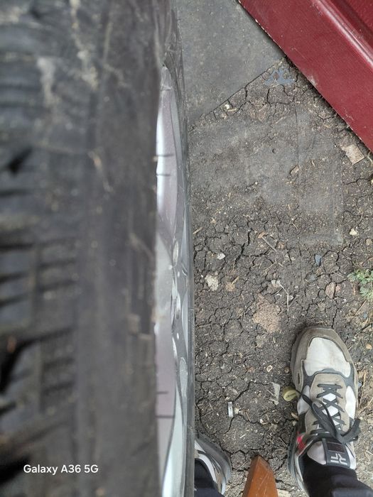 Перфектни 4 бр. джанти с гуми мерцедес