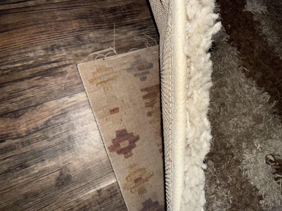 Продам ковер травка