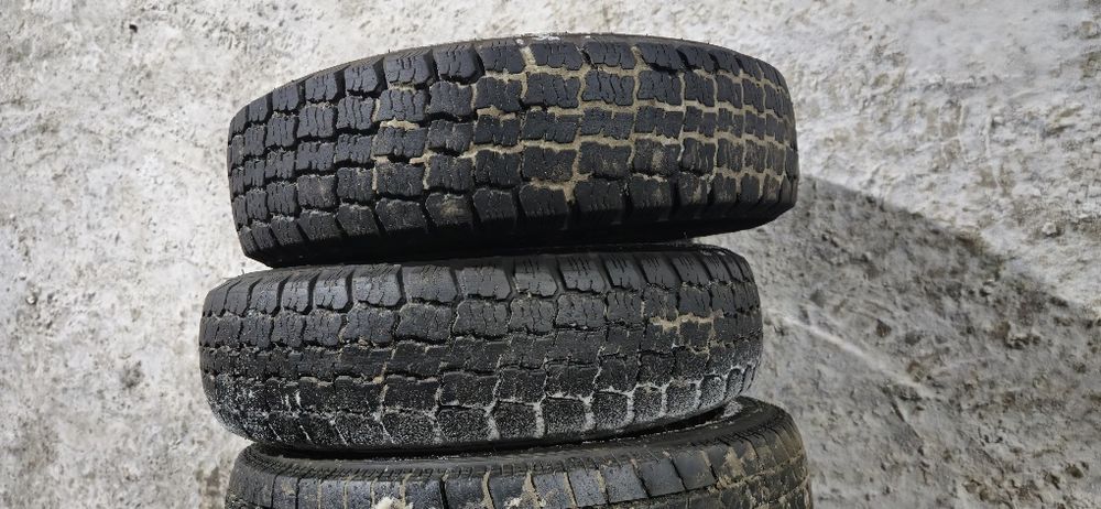 Продаю б/у резину